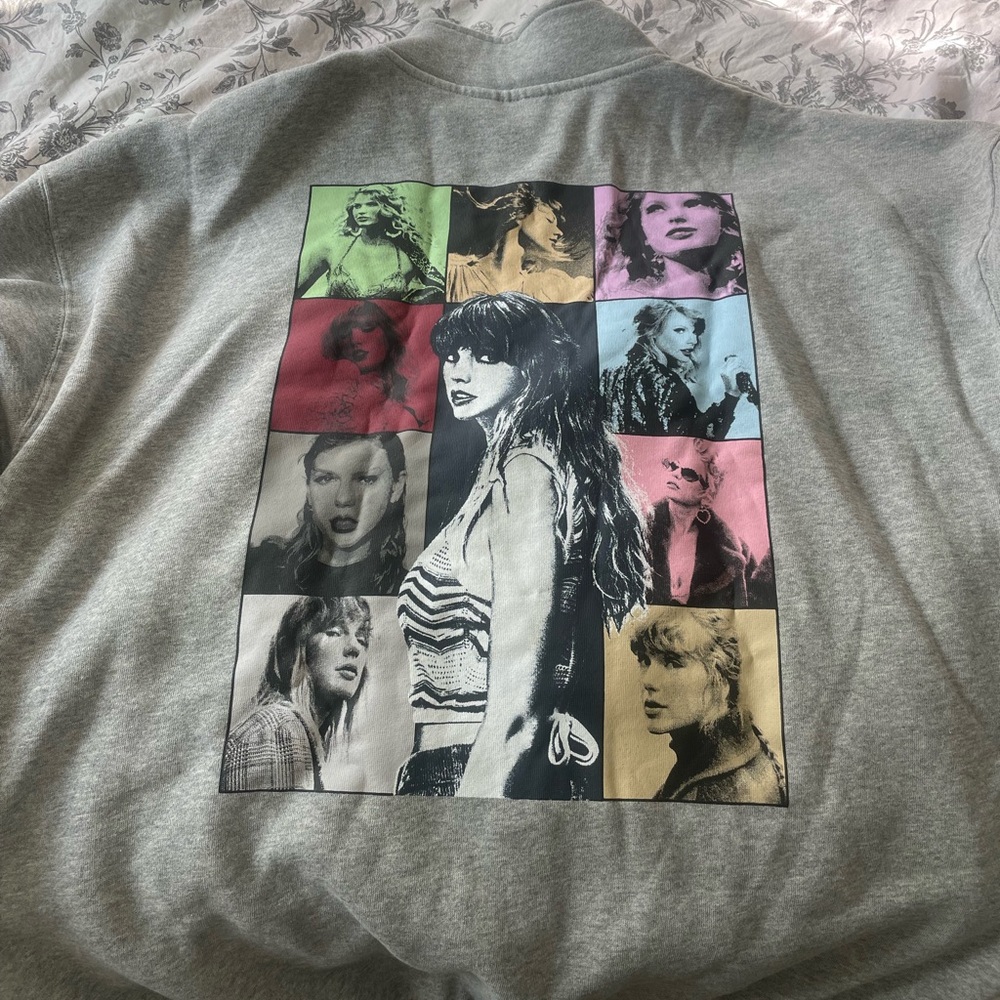 taylor swift eras tour quarter zip sweater 🤍🎀🎤